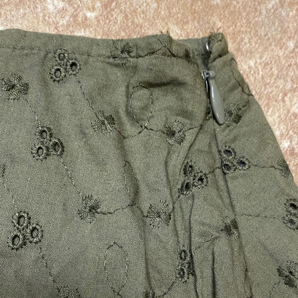 Venezia Olive A-Line Ruffled Skirt with Embellishments Size 14 Collegiate Office - Picture 6 of 11
